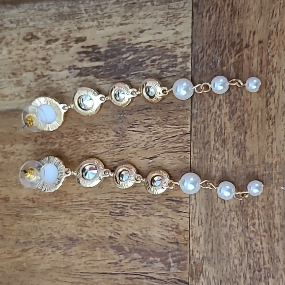 Isaac Mizrahi Faux Pearl & Rhinestone Dangle Earrings - Prom, Homecoming, Formal - Picture 11 of 11